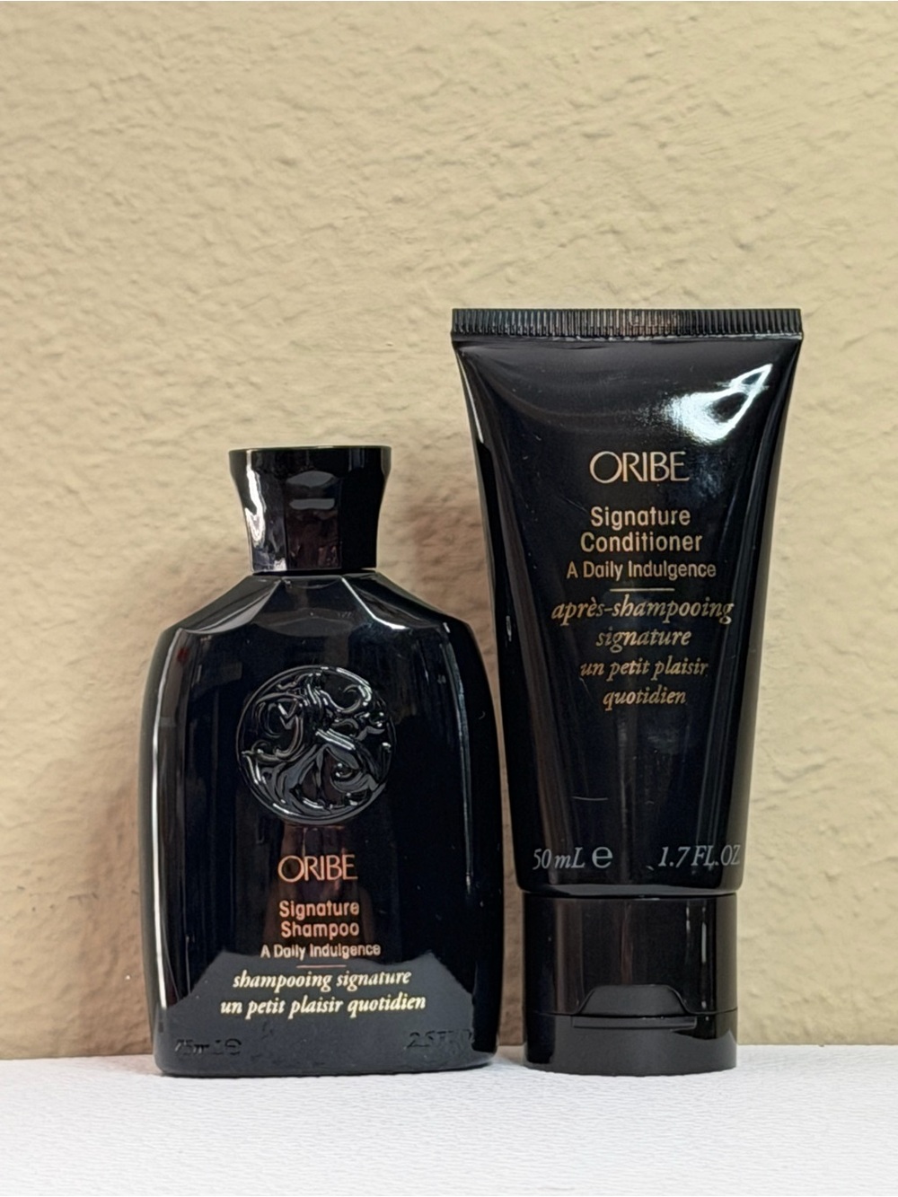 Oribe Signature Mini Travel Hair Treatment Set—NWOB - Picture 2 of 6